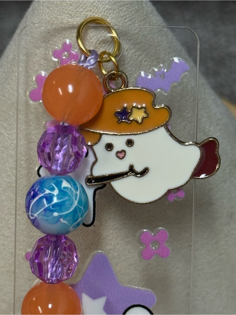 👻 Acrylic bookmark “Ghost” design, beads and 2 Charms. NWOT (Size small ) - Picture 5 of 8